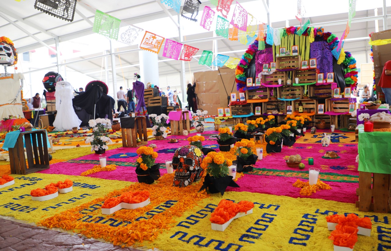 Ofrendas monumentales y catrinas gigantes invaden explanada municipal de Ecatepec Observer Ofrendas monumentales y catrinas gigantes invaden explanada municipal de Ecatepec Observer