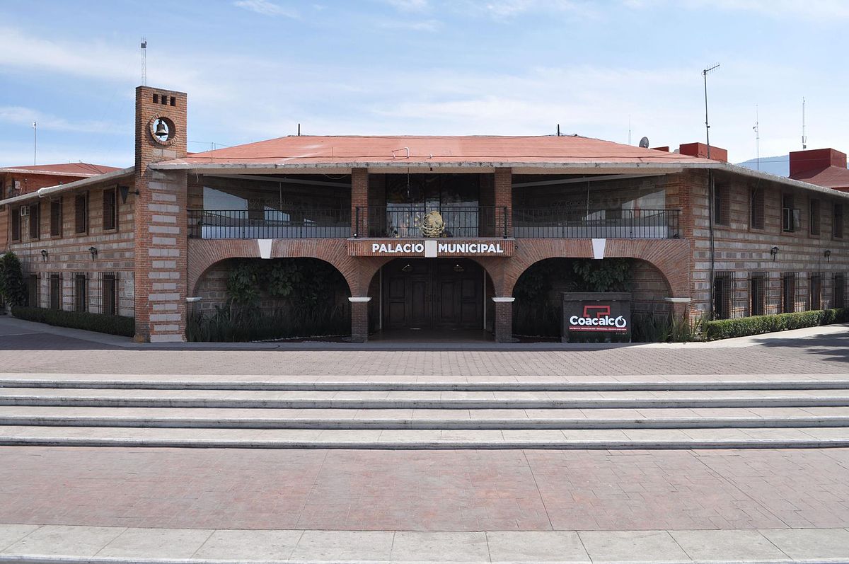 1200px-Palacio_Municipal_de_Coacalco