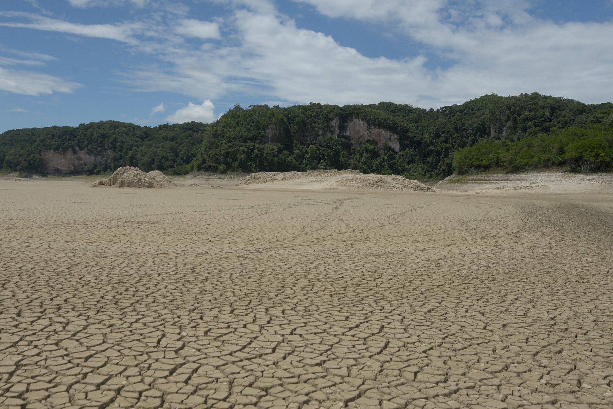 El abasto de agua potable afecta en diversa magnitud a más del 50 por ciento del territorio nacional