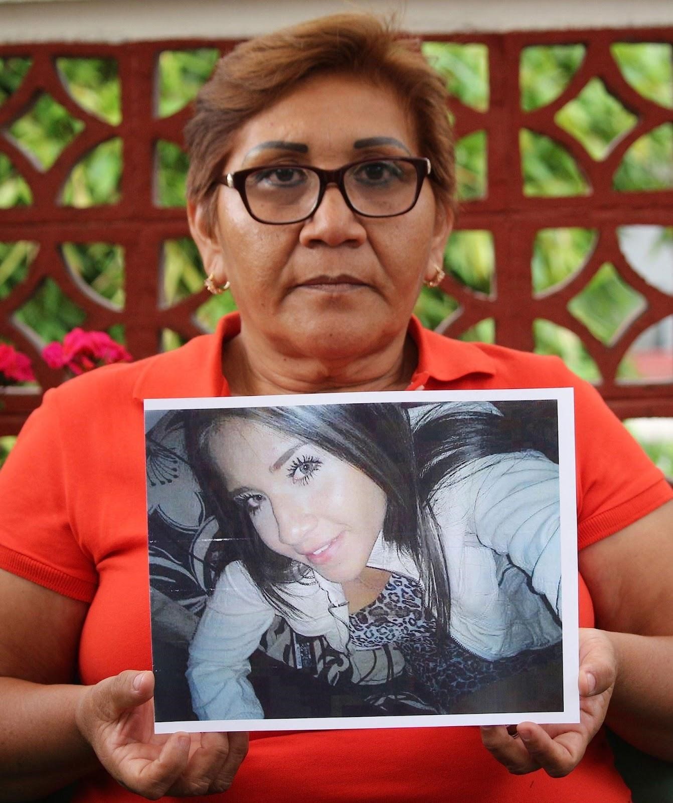Sandra Luz Román busca desde hace once años a su hija Ivette Melissa. En todo este tiempo, la CNB, afirman sus abogados, nunca ha realizado una búsqueda en vida de la joven.(Idheas)
